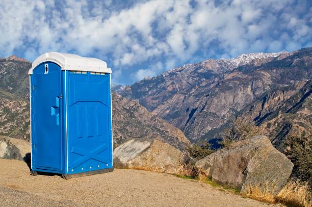 Best High-end porta potty rental  in East Farmingdale, NY